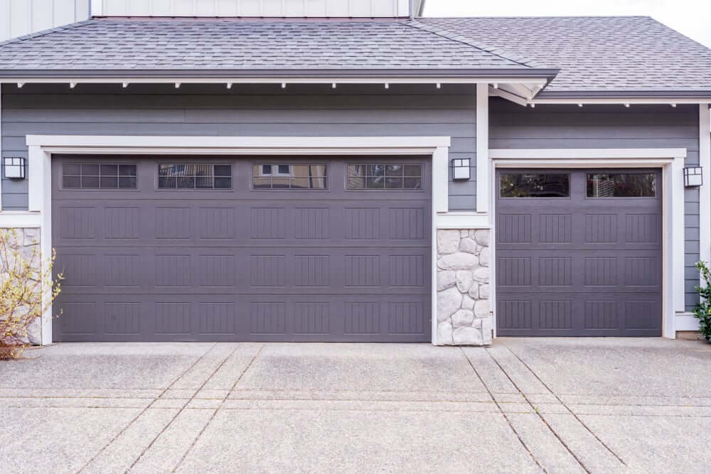 Residential-Garage-Door-Styles-and-Types.-karamysh.-wedogaragedoors.com_
