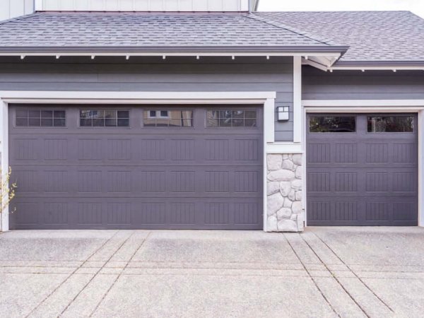 Residential-Garage-Door-Styles-and-Types.-karamysh.-wedogaragedoors.com_